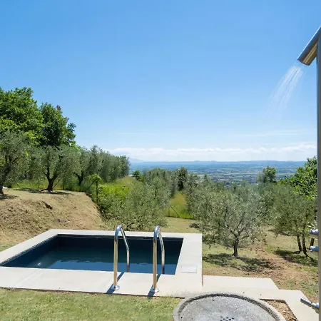 Holiday home Nido Del Sorbino By Interhome Fondaccio